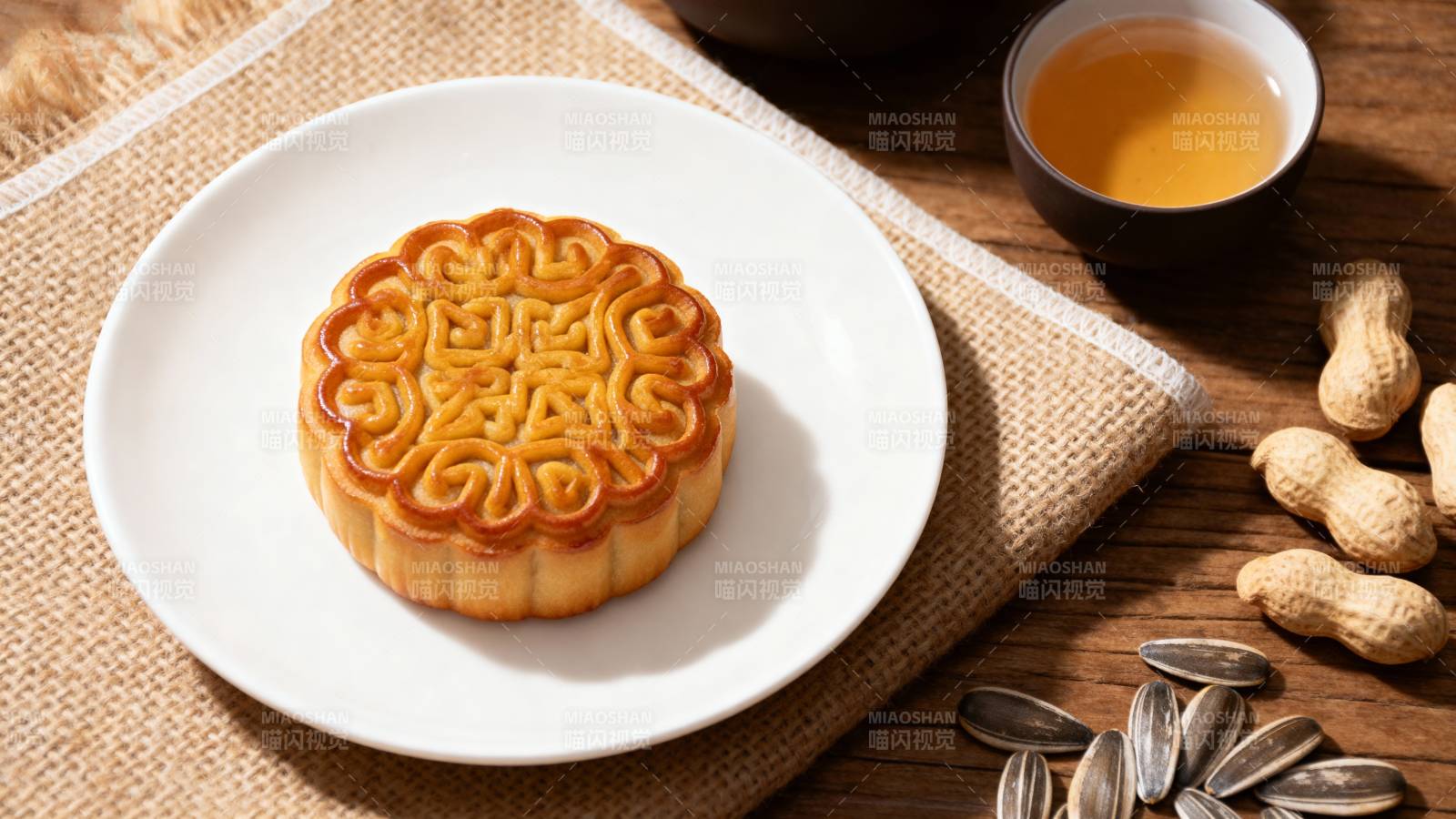 中秋月饼茶点图图片