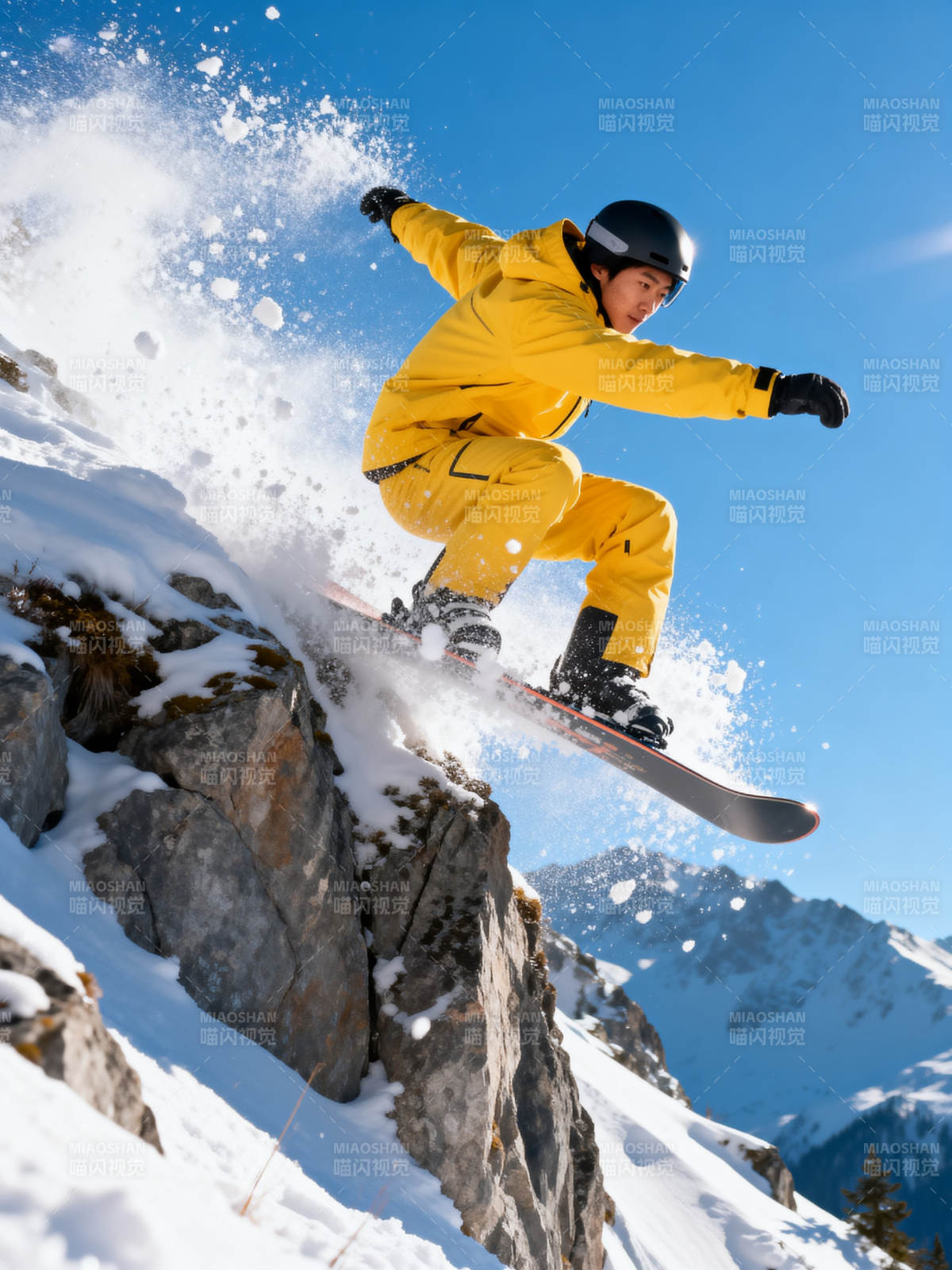 雪地飞驰 极限跳跃图片