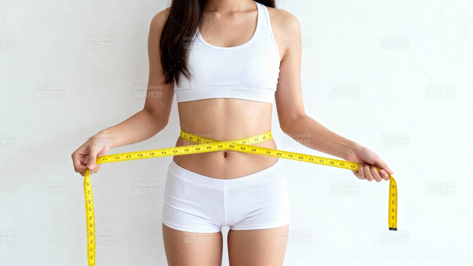 测量腰围 健康生活图片