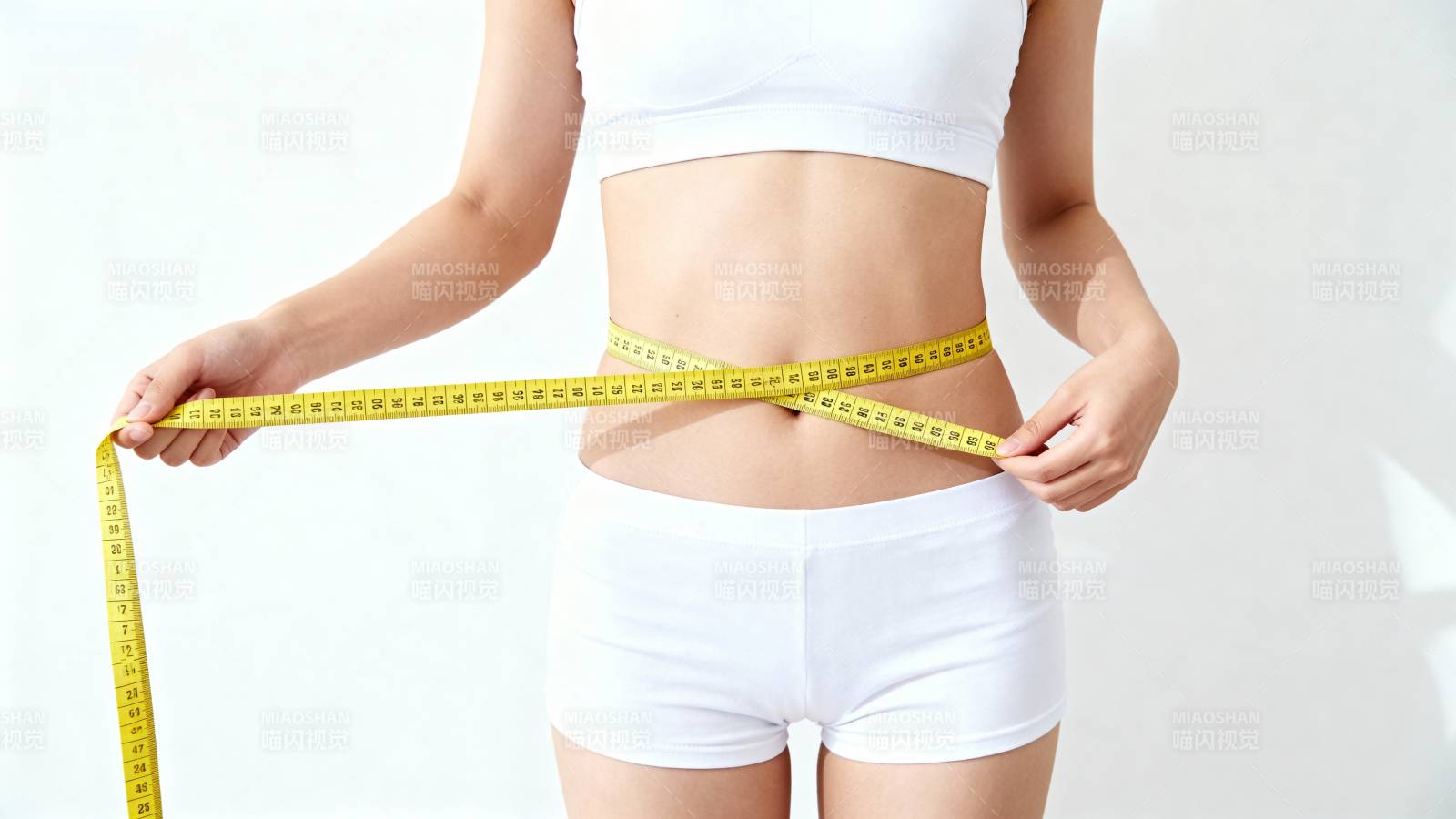 测量腰围 健康生活图片