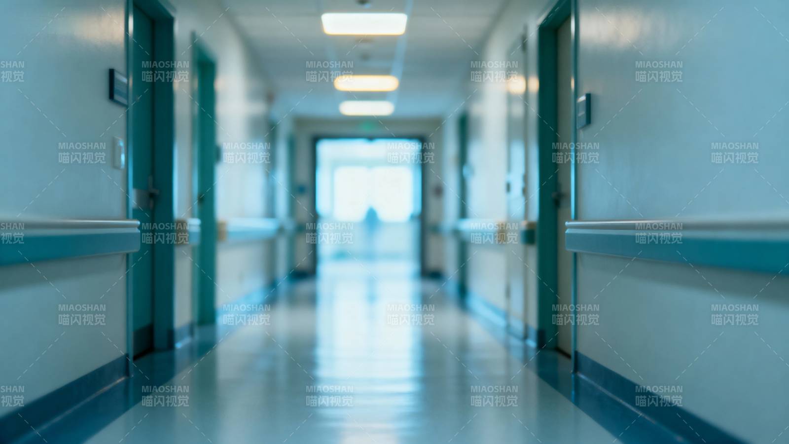 医院走廊尽头的光图片