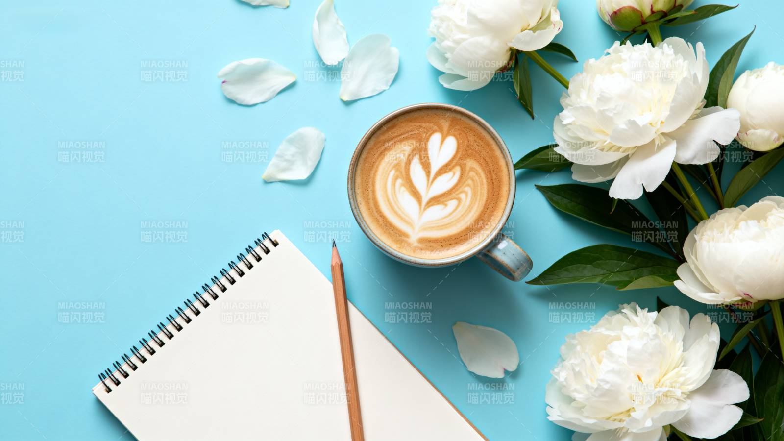 花间咖啡与笔记图片