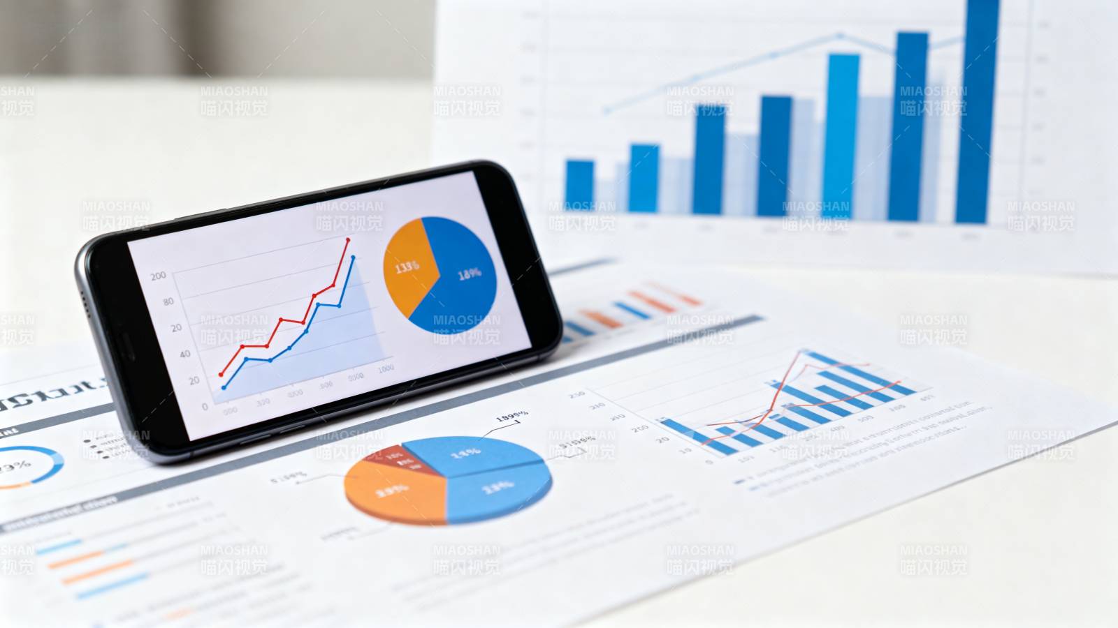 手机显示财务图表图片