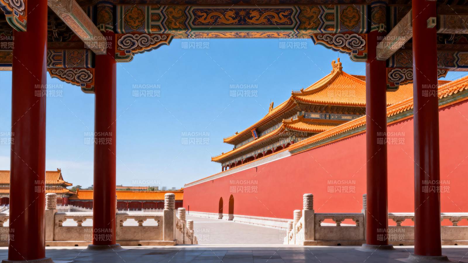 故宫红墙金瓦图片