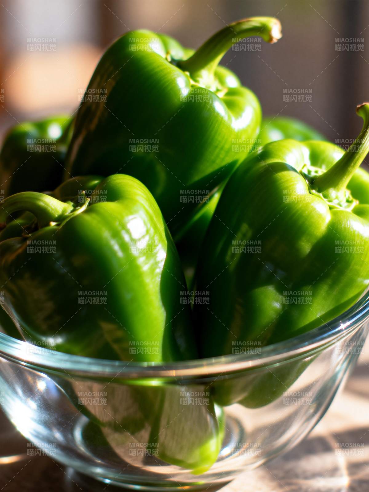 青椒鲜嫩诱人图片