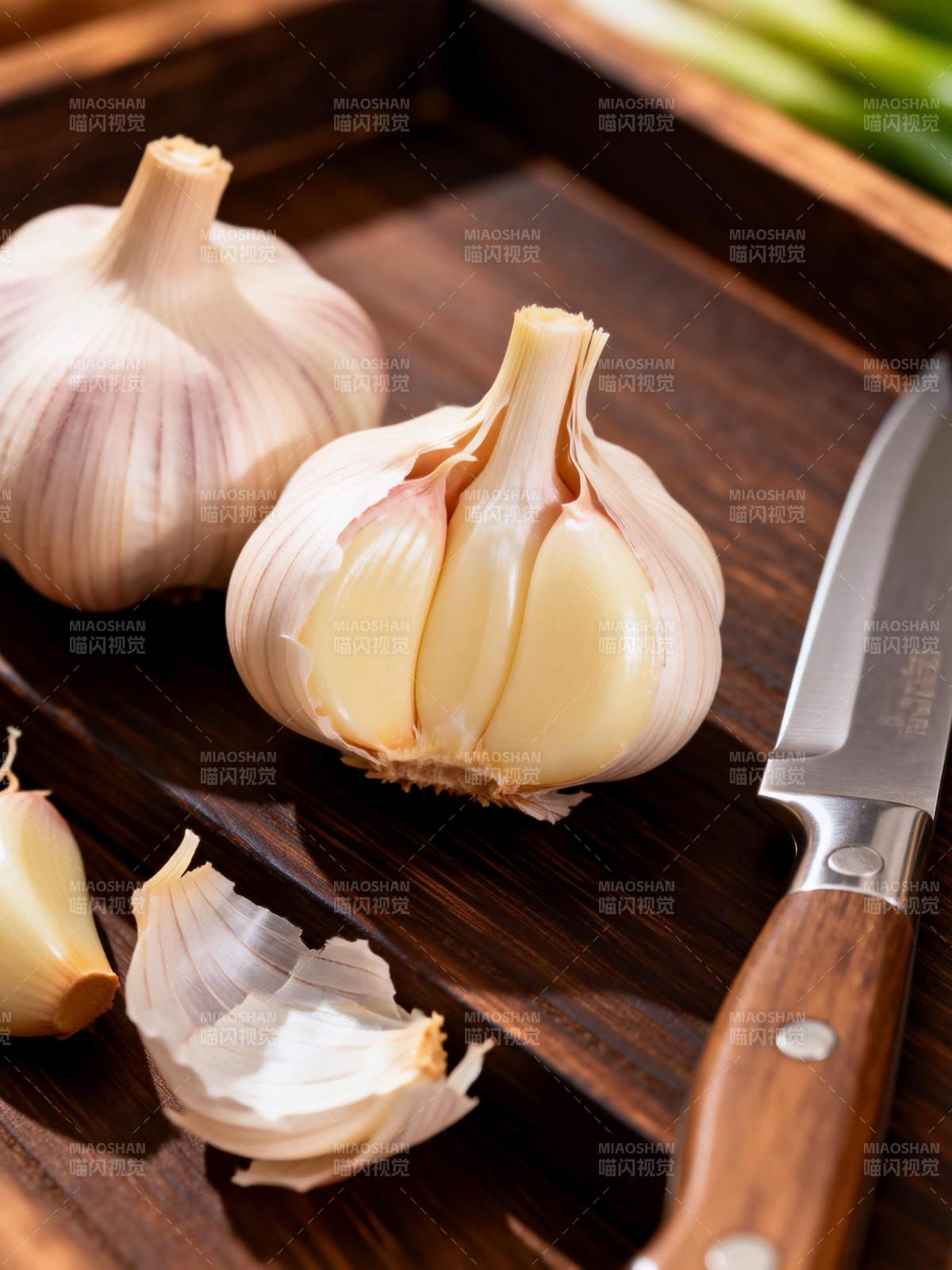 蒜香四溢 刀光闪烁图片