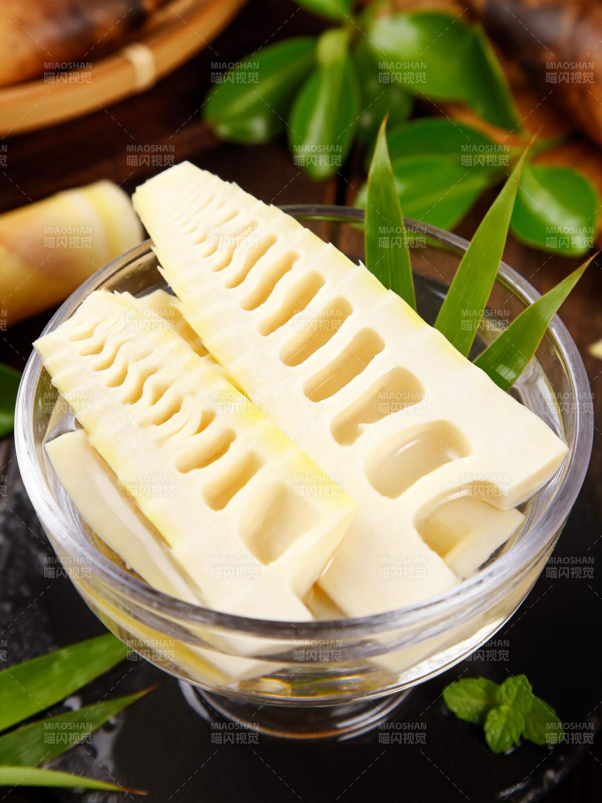 新鲜竹笋切片图片