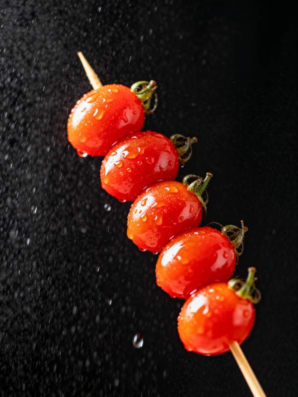 水珠樱桃番茄串图片