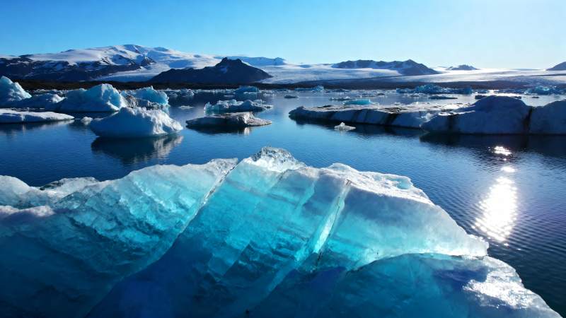 冰川湖光图片