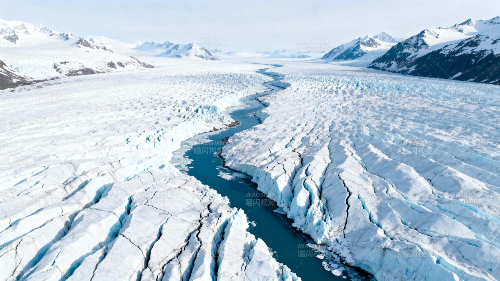 冰川裂谷奇观图片