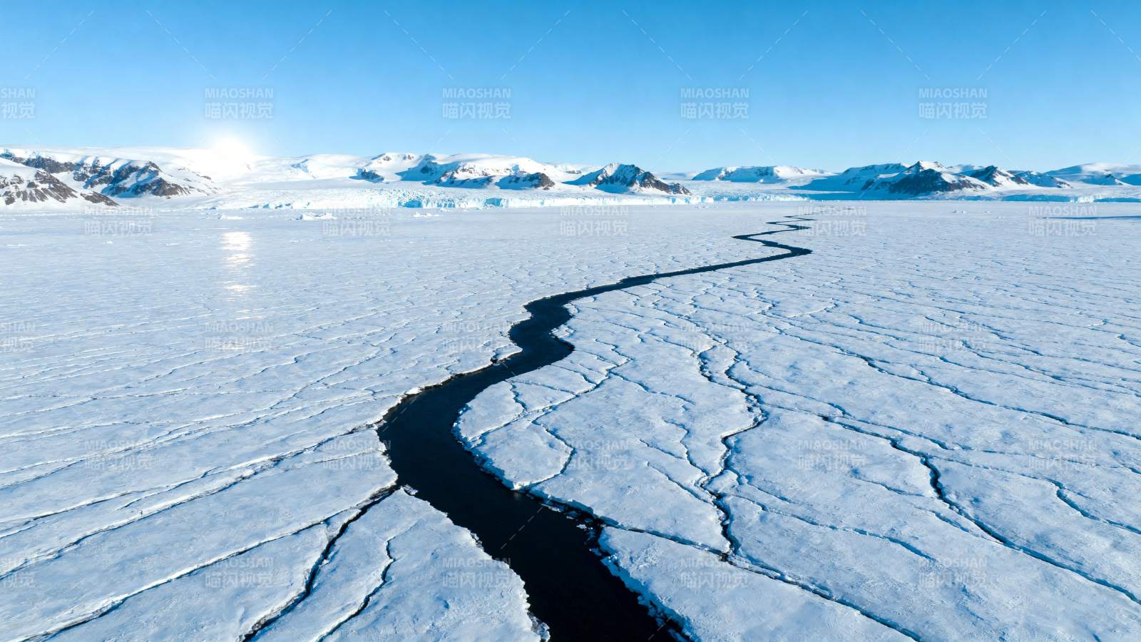 冰裂之河图片