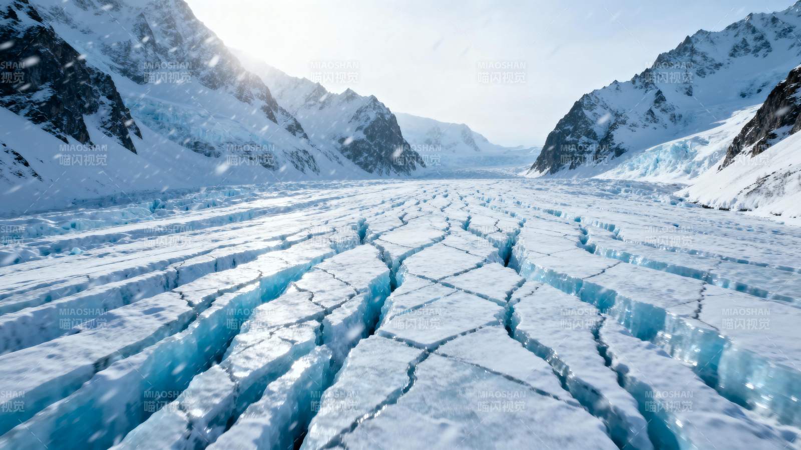 冰川裂隙美景图片