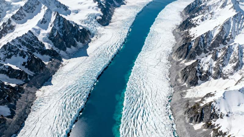 冰川峡谷奇景图片