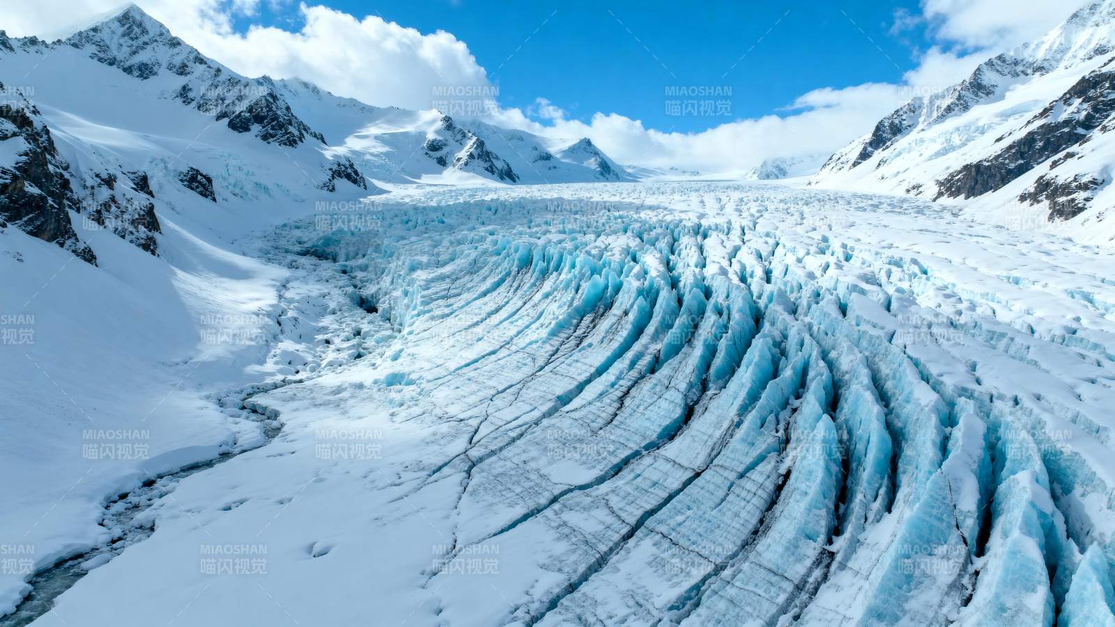 冰川奇景图片