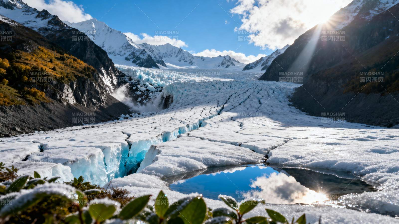 冰川映日 雪山壮丽图片