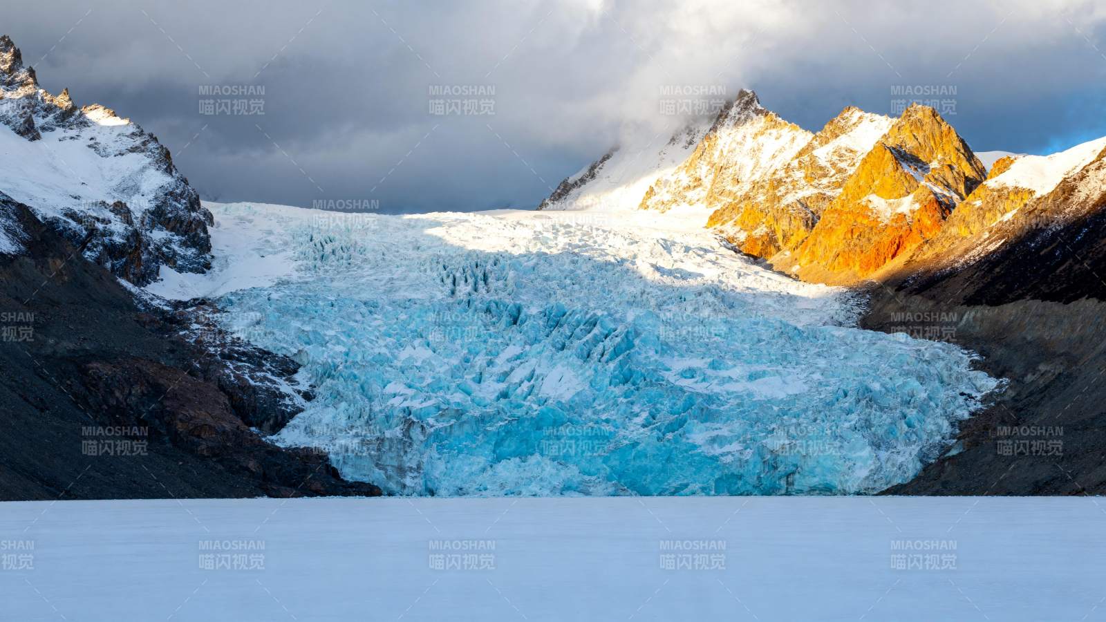 冰川雪山美景图片