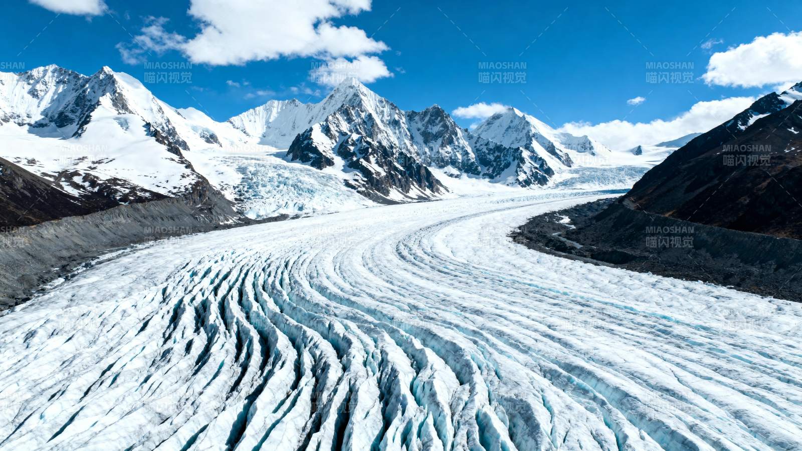 冰川雪峰壮丽景色图片