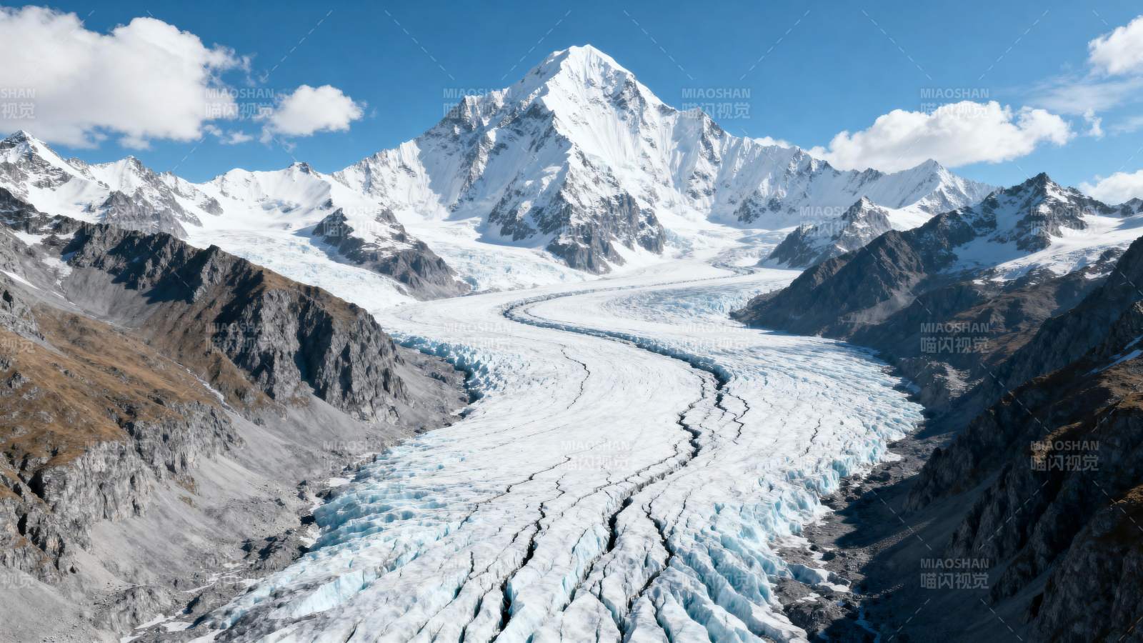 雪山冰川壮丽景色图片