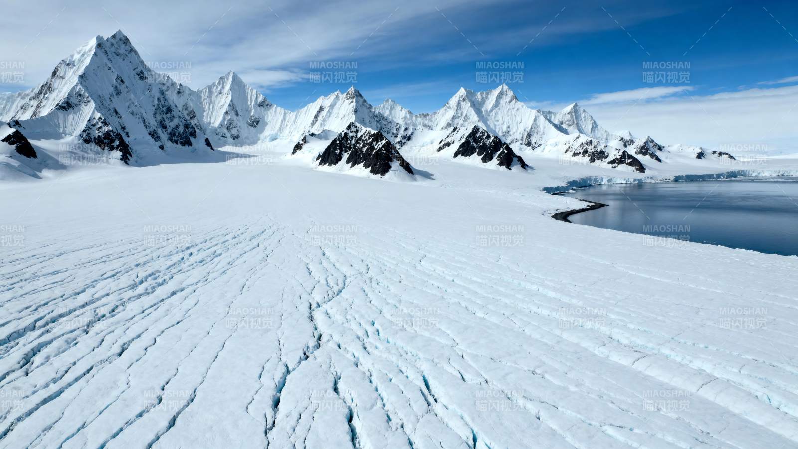 雪山冰原风光图片