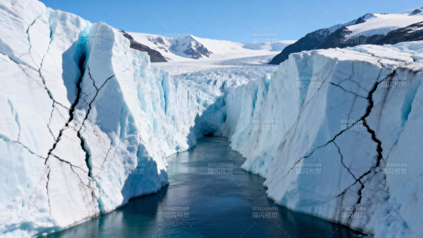 冰川裂谷奇景图片