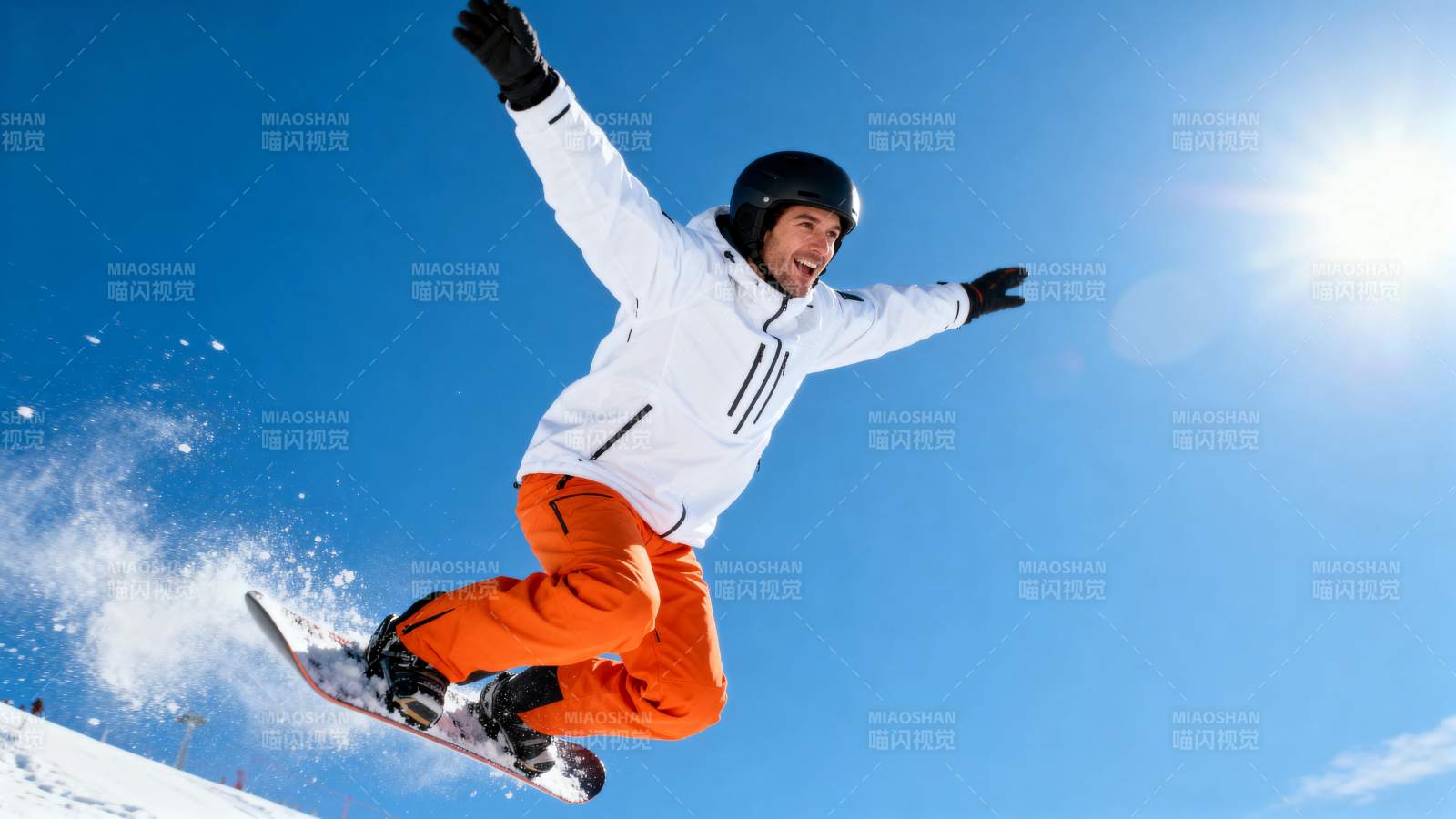 滑雪者空中飞跃图片