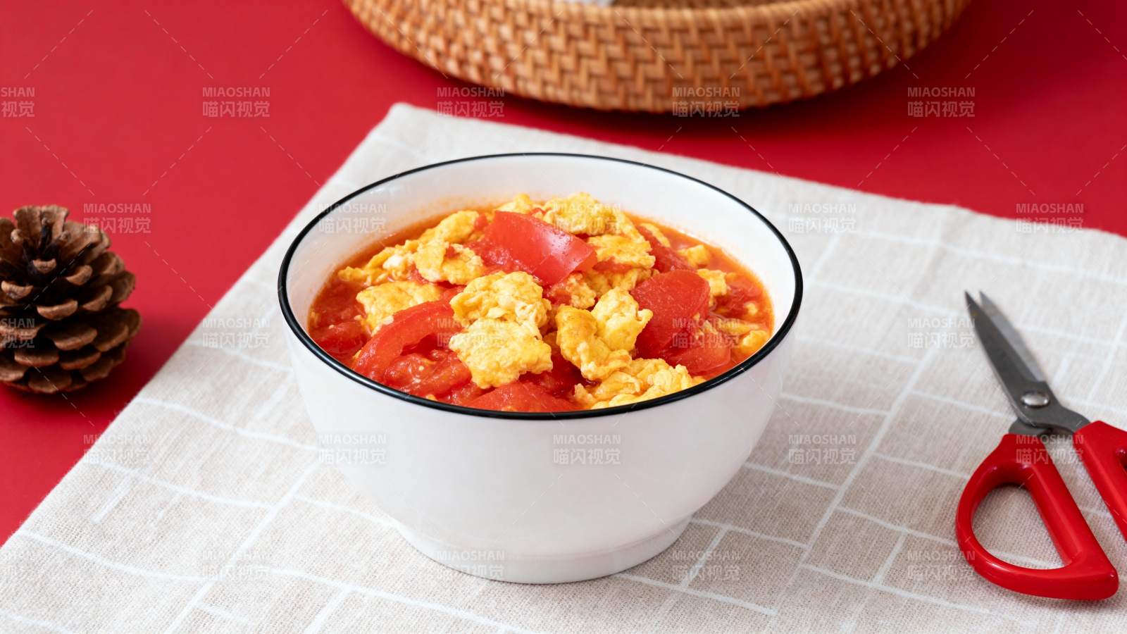 番茄炒蛋配碗图片