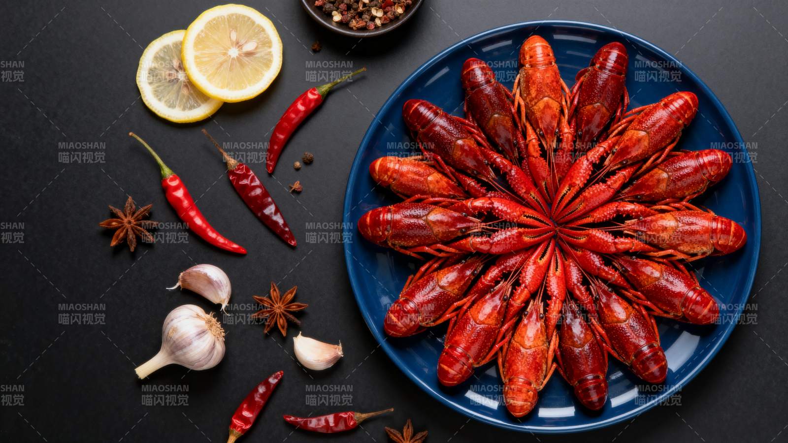 香辣小龙虾拼盘图片