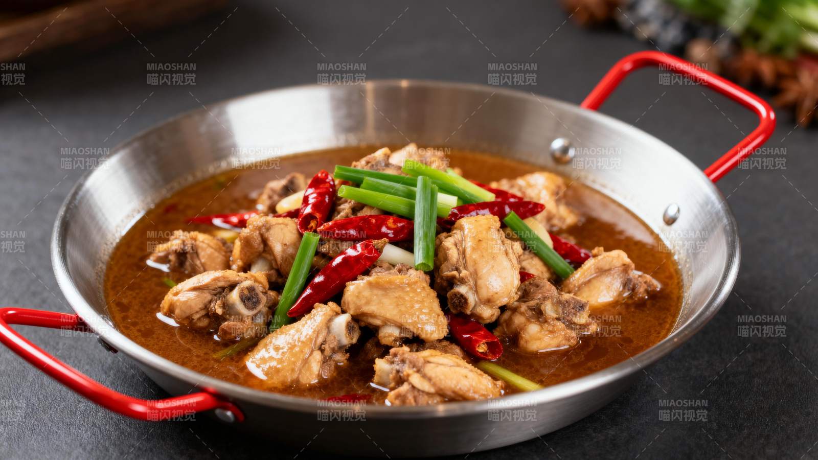 辣味鸡块炖菜图片