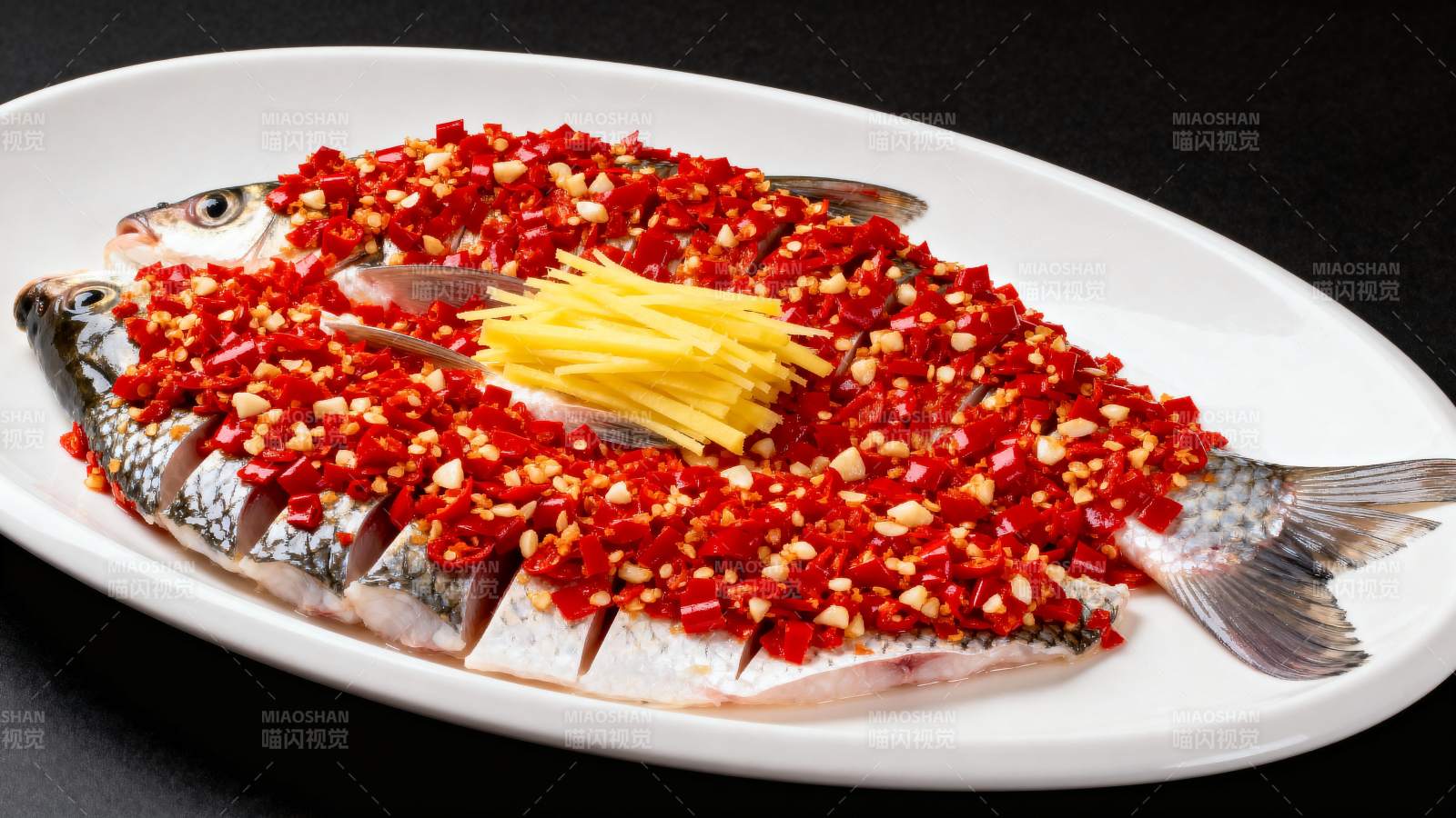 剁椒蒸鱼图片