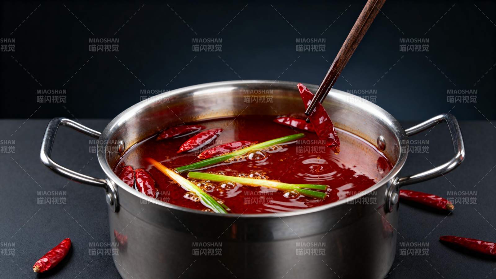 麻辣火锅 香辣诱人图片