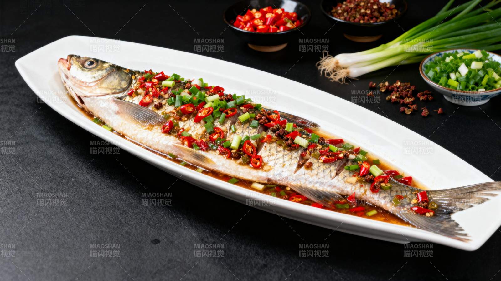 剁椒蒸鱼图片