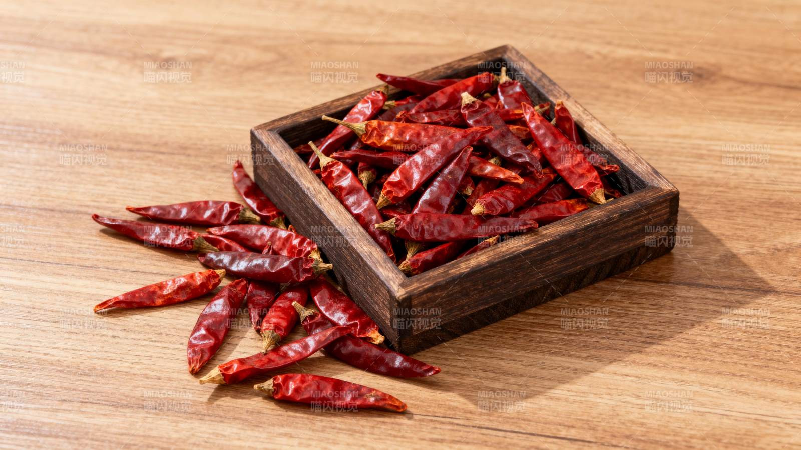 干辣椒木盒装图片