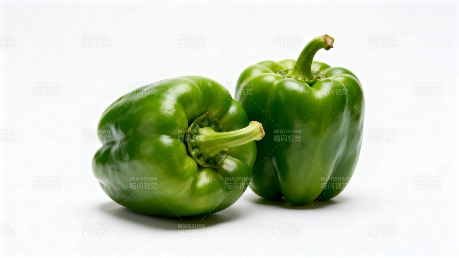 青椒两颗图片