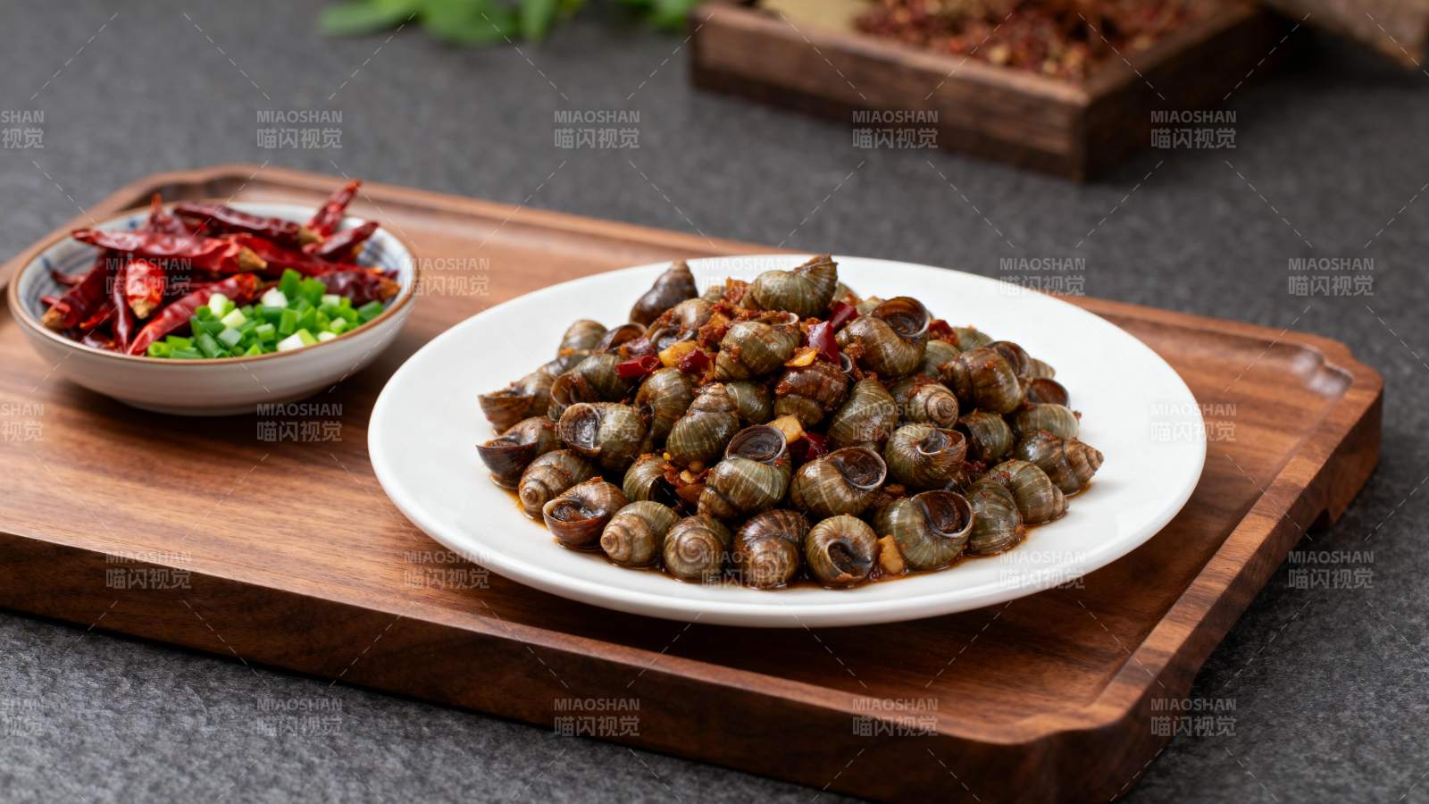 香辣田螺宴图片