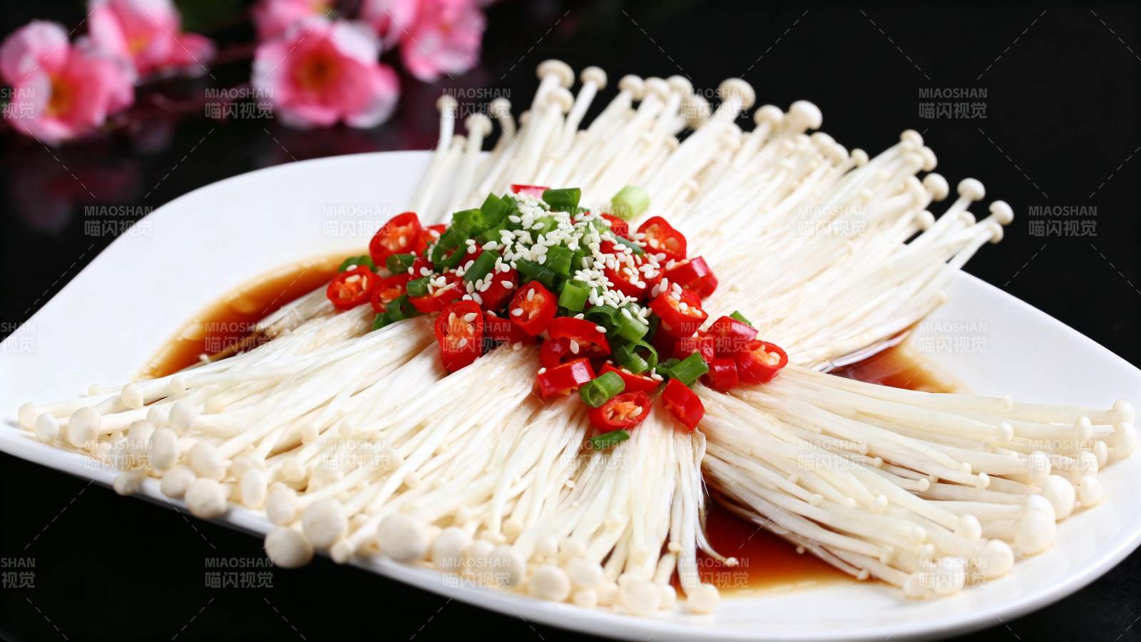 凉拌金针菇图片