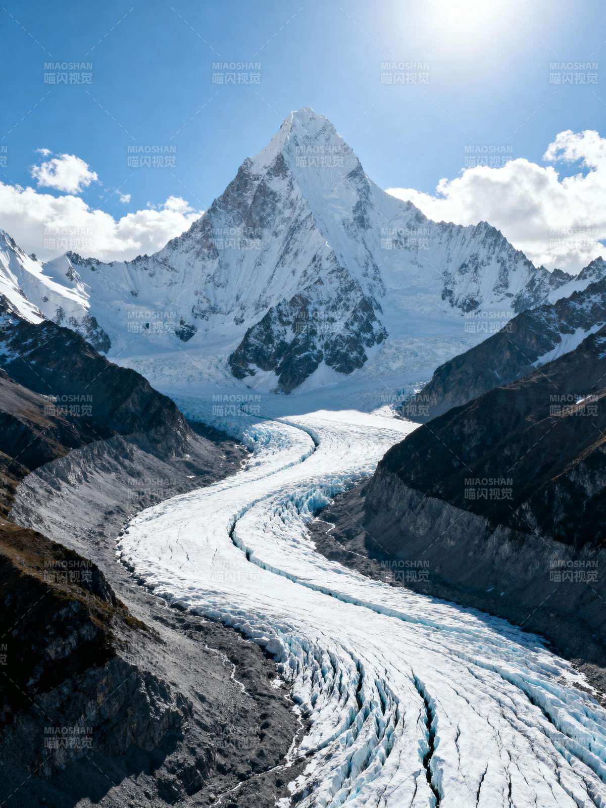 雪山冰川壮丽景色图片