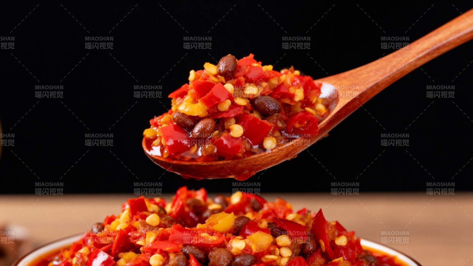 辣味豆粒拌饭图片