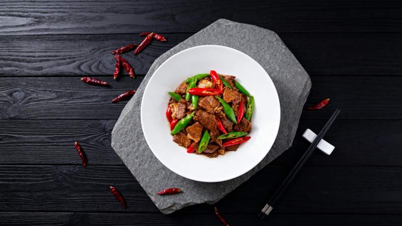 辣炒牛肉配青椒图片