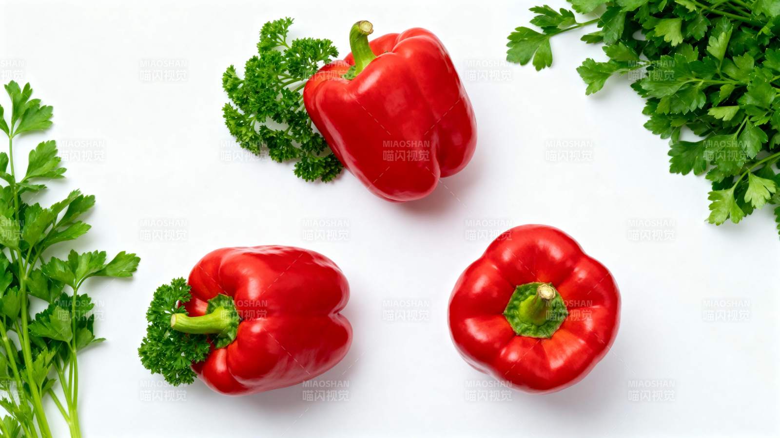 红椒与香菜的静物图片