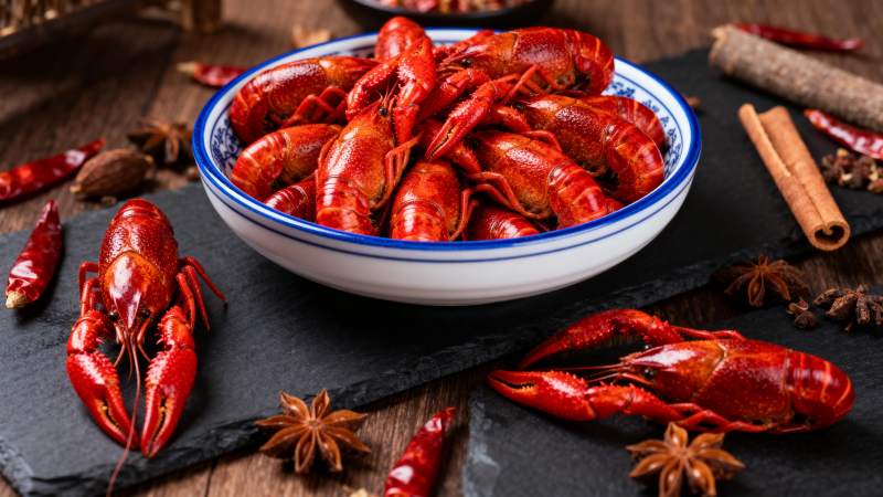 麻辣小龙虾盛宴图片