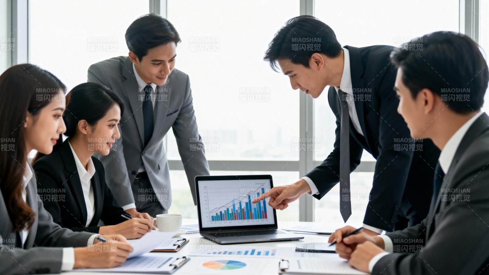 商务会议分析数据图片