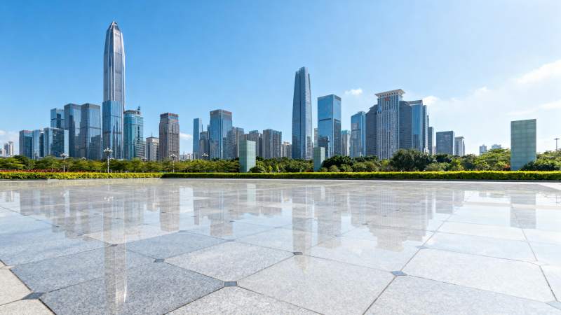 城市天际线倒影图片