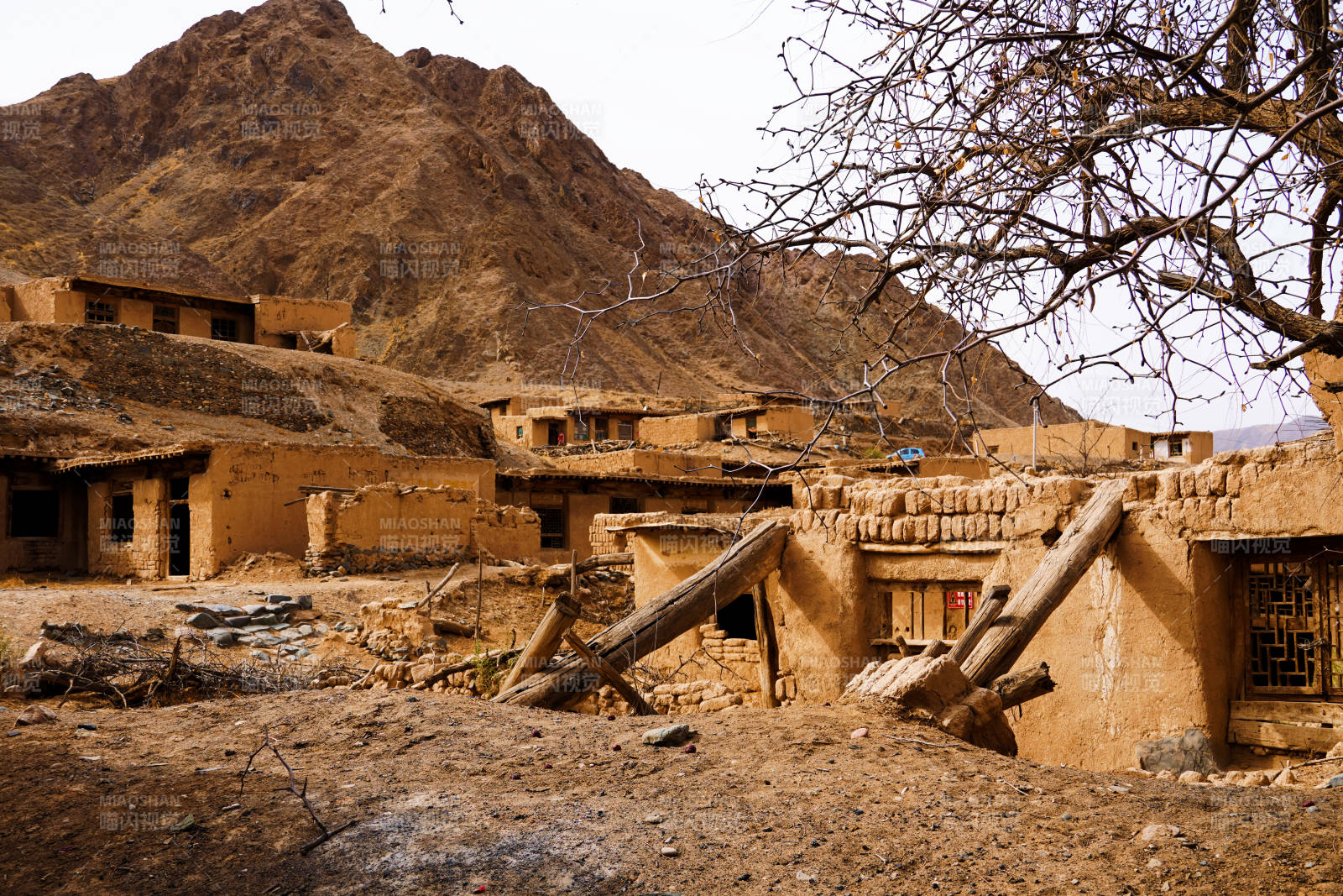 北长滩荒山古村静谧景图片