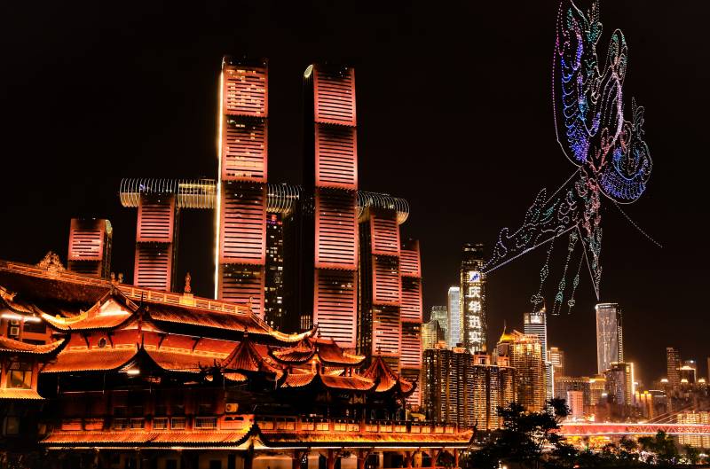 夜幕下的城市奇观图片