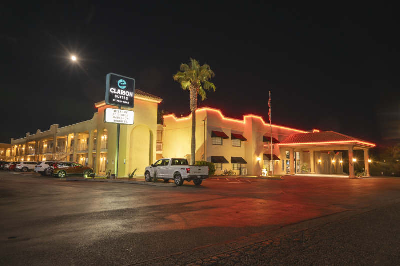 克拉克森酒店夜景图片