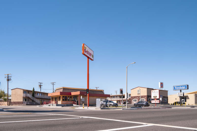 加油站街景图图片