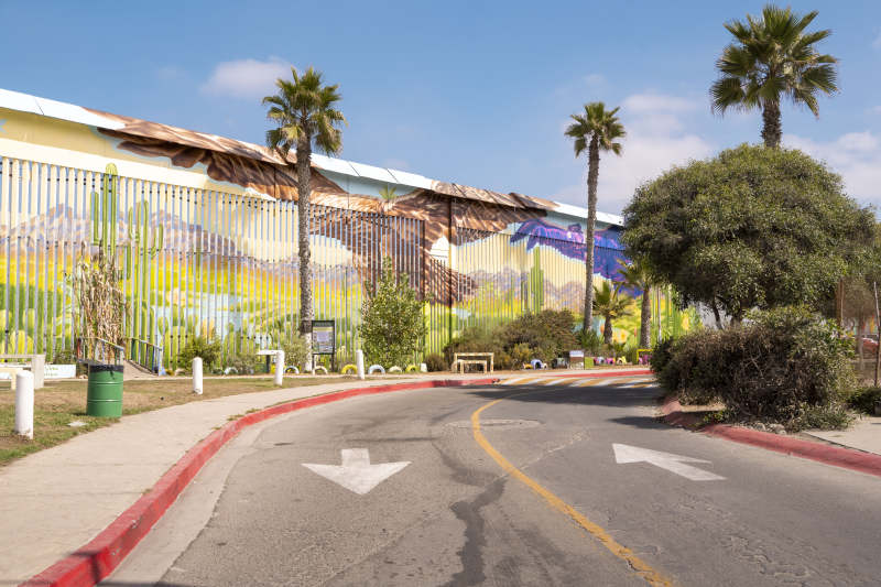 壁画长廊街景图片