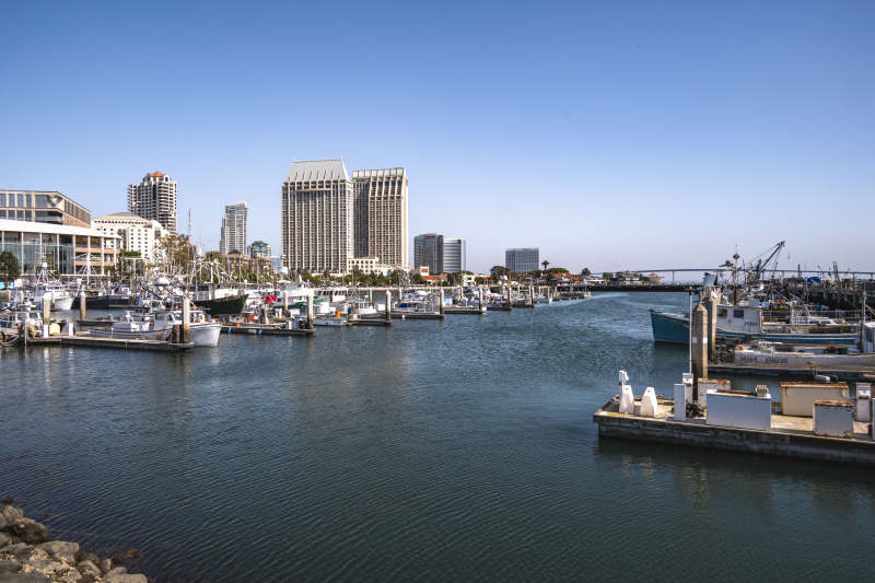 城市港口风光图片