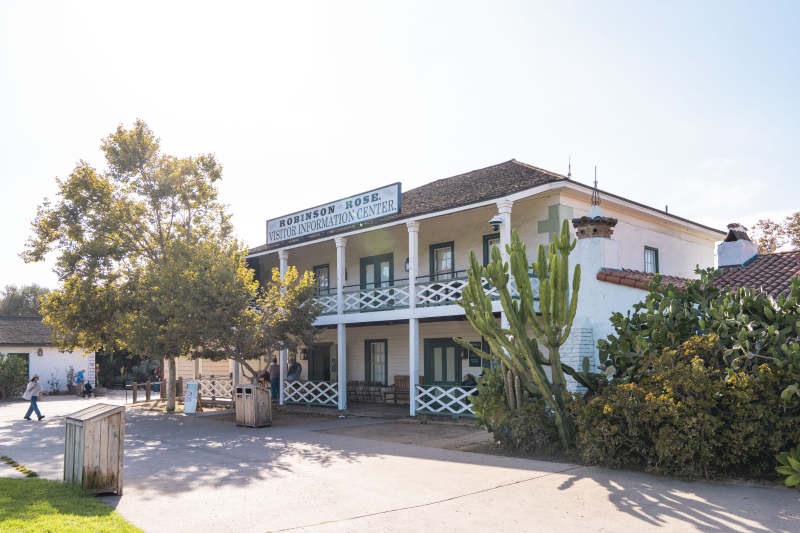 欧式建筑庭院风光图片