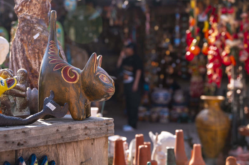 手工艺猫雕像图片